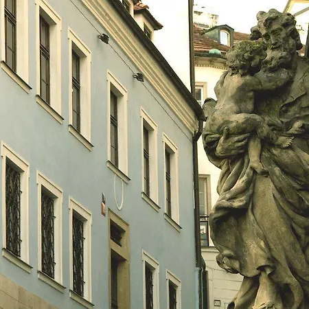 Hotell The King Charles 4*