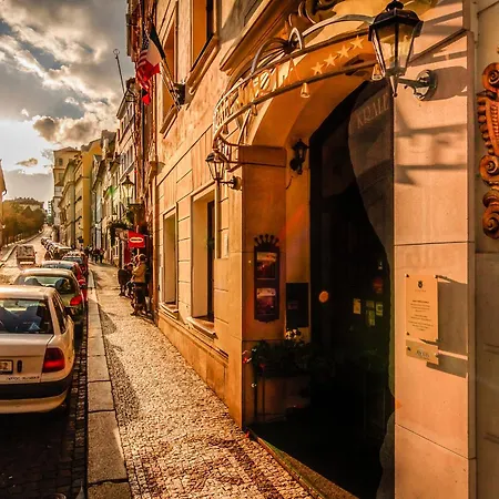 The King Charles Hotell