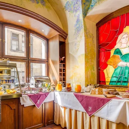 Hotell The King Charles 4*