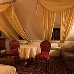 The King Charles 4*