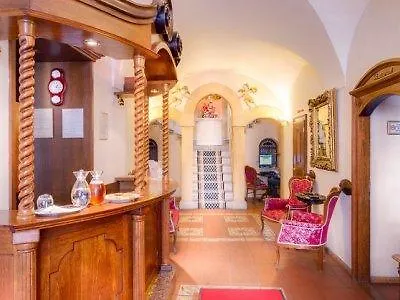 The King Charles Szálloda