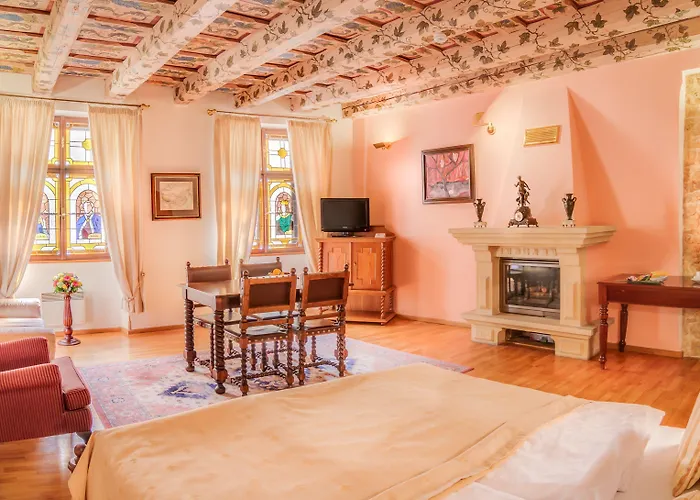 The King Charles Szálloda