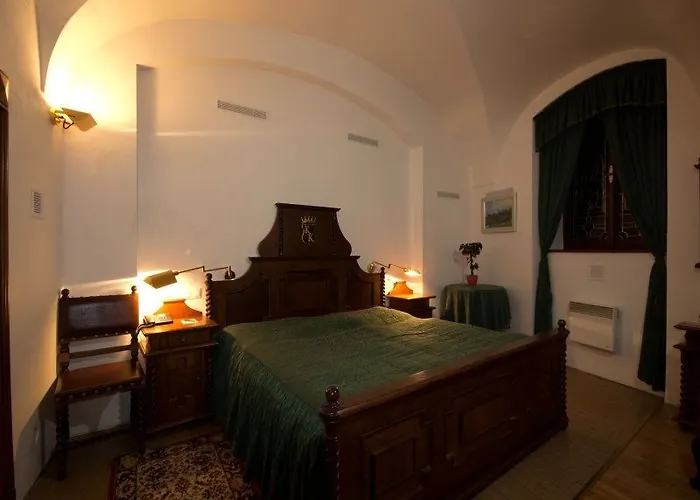 The King Charles Szálloda 4*