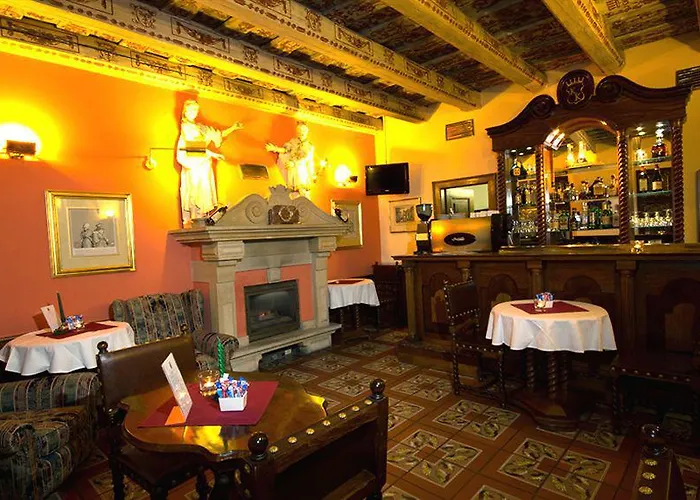 The King Charles Hotel